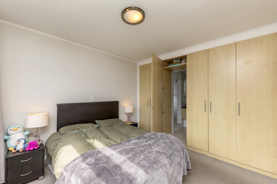 2 Bedroom Property for Sale in Claremont Upper Western Cape